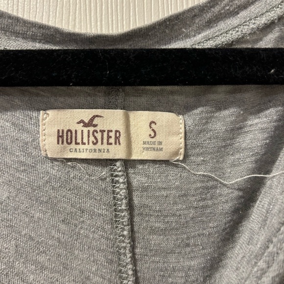 Hollister Tee - Picture 2 of 2